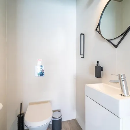 Villa As Andorinhas - Walking Distance To Monte Clerigo And Amoreira Beaches *